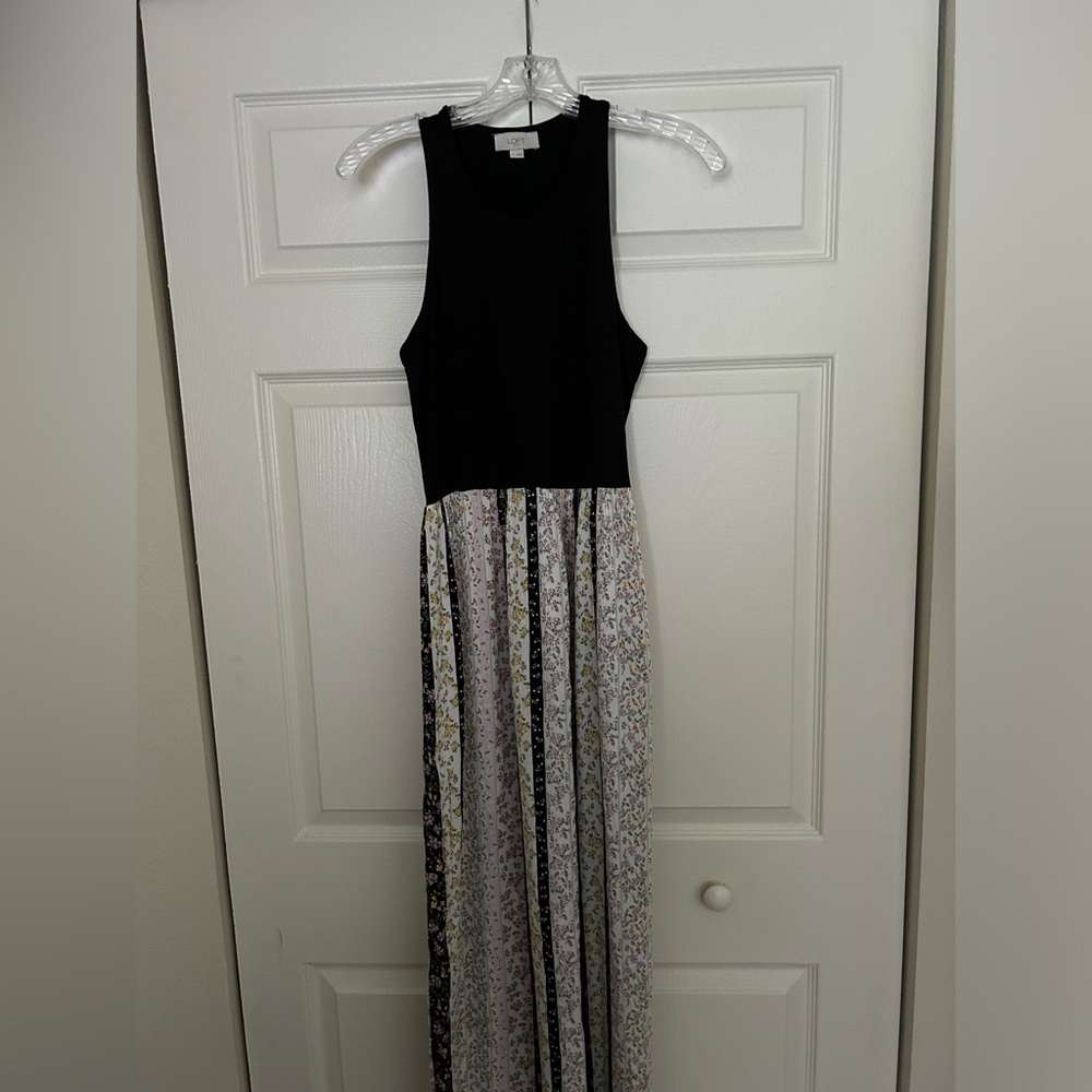 Elegant Black and Floral Maxi Dress